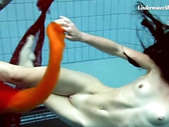 Cul, Gros cul, Brunette brune, Fétiche, Lesbienne, Russe, Adolescente, Serré