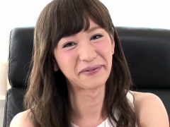 Leie, Asiatisch, Blasen, Hd, Japanische massage, Milf, Flotter dreier