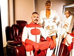 デカ尻, デカチン, デカパイ, ブロンド, フェラチオ, バック, キッチン, 淫乱熟女