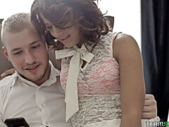 お尻, ブロンド, バック, 手コキする, キス, オマンコ, タトゥー, ティーン