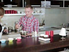 Большие сиськи, Блондинки, Подружка, Лизание, Обнаженные, Натуральные сиськи, Втроем, Сиськи