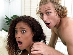 Жопа, Черненькие, Межрасовый секс, Поцелуи, Лизание, Киски, Молоденькие, Сиськи