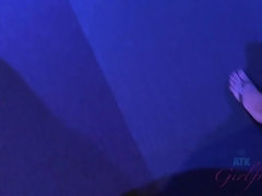 Enthousiasteling, Pijpbeurt, Flashing, Handbeurt, Masturbatie, Orgasme, Buiten, Nat