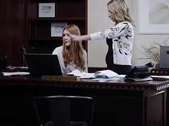 Grosse titten, Blasen, Bekleidet, Hardcore, Büro, Rotschopf, Sekretärin, Taboo