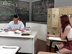 Amerikanisch, Geschnappt, Hochschule, Hardcore, Lecken, Lehrer, Titten, Uniform