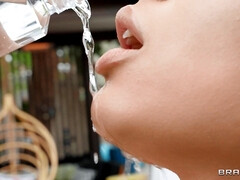 Diamond Banks and Kayla Kayden kinky deepthroat porn