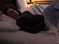 Kont, Grote mammen, Diep in de keel, Handbeurt, Hd, Moeder die ik wil neuken, Gezichtspunt, Tatoeage