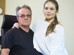 Blondine, Hundestellung, Handjob, Lecken, Muschi, Entkleiden, Jungendliche (18+), Titten