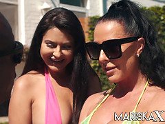 Grosse bite, Sucer une bite, Léchez, Mère que j'aimerais baiser, Maman, Chatte, Criant, Plan cul à trois
