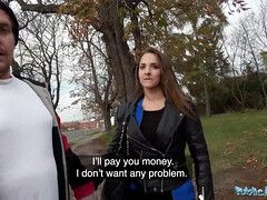 Amateur, Brunette brune, Tir de sperme, Argent, Pov, Public, Réalité, Fils