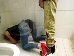 Blondine, Fetisch, Deutsch, Hd, Jeans, Mutti, Pissen, Nass