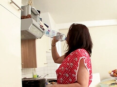 Culo grande, Morena, Tetona, Lencería, Madres para coger, Tetas, Juguetes, Esposa