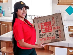 Азиатки, Жопа, Минет, Брюнетки, Двойное проникновение, Ласковые ручки, Два парня и девушка, Молоденькие