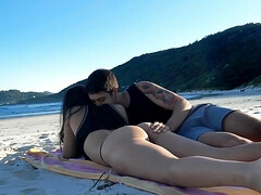 Leie, Strand, Paar, Küssen, Latina, Nackt, Öffentlich