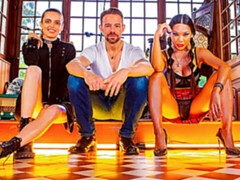 In den arsch, Grosser arsch, Grosser schwanz, Blasen, Hundestellung, Flexibel, Interrassisch, Milf