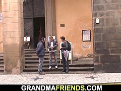 Grosse titten, Braunhaarige, Geile alte tussi, Reif, Milf, Mutti, Realität, Stiefmutter