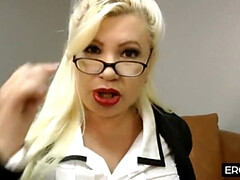 Gros seins, Plantureuse, Femme couguar, Tir de sperme, Hard, Mère que j'aimerais baiser, Orgasme, Nénés