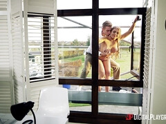 お尻, デカパイ, ヨーロピアン, なめる, オフィス, ロシア人, ショートヘア, のぞき