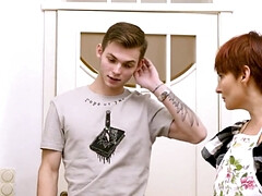 Arsch, Grosser arsch, Blasen, Vollbusig, Oma, Küche, Reif, Rotschopf