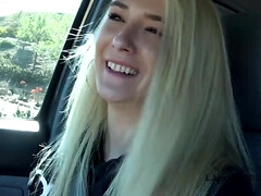 Amateur, Blonde, Sucer une bite, Voiture, Tir de sperme, Branlette thaïlandaise, Maigrichonne, Suçant