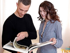 Grosse bite, Sucer une bite, Brunette brune, En levrette, Seins naturels, Maigrichonne, Adolescente, Nénés