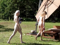 美女, ブロンド, ヨーロピアン, 指いじり, Hd, レズビアン, なめる, 小柄