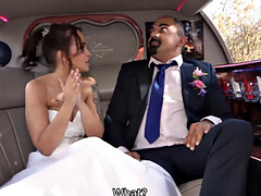 Anal, Tetas grandes, Mamada, Morena, Checa, Penetracion con dedos, Madres para coger, Boda