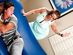 Gros cul, Grosse bite, Gros seins, Sucer une bite, En levrette, Mère que j'aimerais baiser