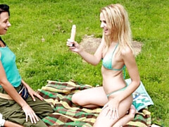 Enthousiasteling, Vingeren, Zoenen, Buiten, Kut duiken, Mager, Strippen, Tiener