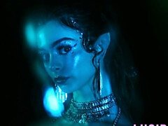 18 jaar, Kont, Grote lul, Pijpbeurt, Bruinharig, Hondjeshouding, Natuurlijke tieten, Mager