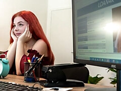 Gros cul, Grosse bite, Gros seins, Sucer une bite, En levrette, Rousse roux