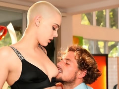 Blasen, Fingern, Handjob, Küssen, Lecken, Muschi, Strümpfe, Jungendliche (18+)
