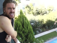 Брюнетки, Семяизвержение, Сперма на лице, Пирсинг, Втроем