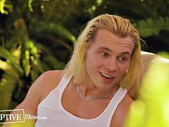 Anal, Grosse bite, Sucer une bite, Collège université, Homosexuelle, Poilue