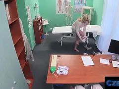 Blond, Sperma shot, Tsjechisch, Hd, Monster, Orgasme, Schreeuwen