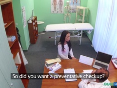 Médico, Estilo perrito, Penetracion con dedos, Lamidas, Enfermera, Oficina, Coño, Uniforme