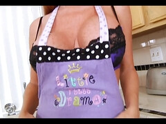 Cul, Sucer une bite, Gorge profonde, Hd, Masturbation, Mature, Mère que j'aimerais baiser, Nénés
