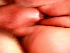 Grosser schwanz, Bisexuell, Blasen, Kehlenfick, Deutsch, Hd, Retro, Titten