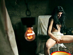 18 años, Dormitorio, Morena, Corrida, Penetracion con dedos, Inserción, Bragas, Medias largas