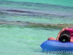 Chica, Playa, Culo grande, Pezones, Público, Adolescente, Tetas, Voyeur