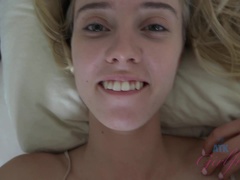 Amateur, Blonde, Sucer une bite, Doigter, Petite amie, Orgasme, Maigrichonne, Adolescente