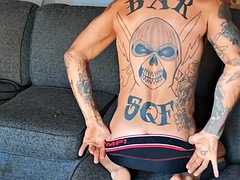 Amateur, Grosse bite, Homosexuelle, Masturbation, Piercing, Solo, Tatouage, Jouets